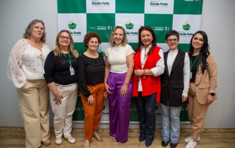 Visita Técnica da Fundação Catarinense de Educação Especial à Secretaria de Educação de Chapecó Imagem do artigo