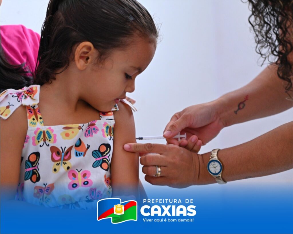 Dia ‘D’ de Vacinação: Mobilização em Caxias Atualiza Caderneta de Saúde Infantil Imagem do artigo