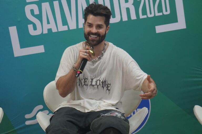 Alok Celebra Homenagem na ALBA e Declara seu Amor por Salvador: 'Melhor Lugar do Mundo'