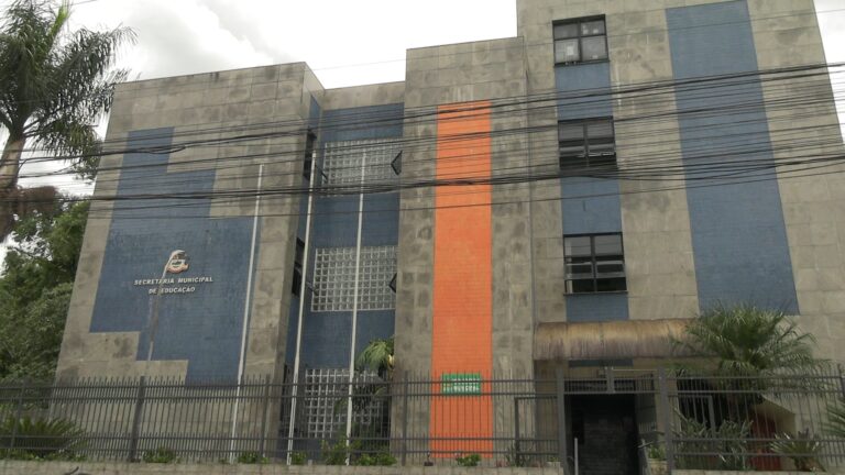 Prefeitura de Teresópolis Abre Edital para Contratação de 183 Professores Prefeitura de Teresópolis Abre Edital para Contratação de 183 Professores