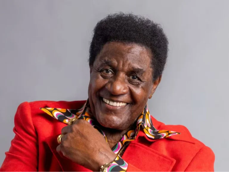 Tony Tornado: Medalha Tiradentes Reconhece Sua Importância na Cultura Brasileira