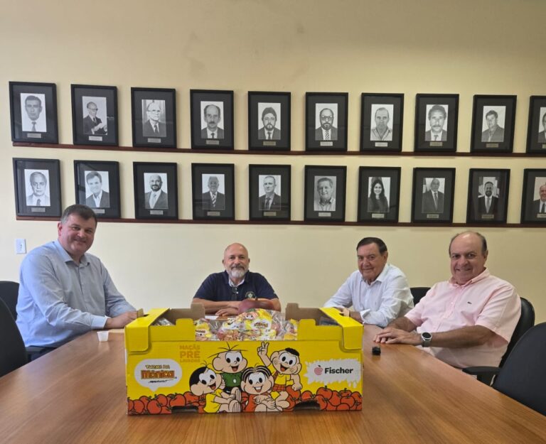 Acordo Histórico no MAPA Impulsiona Exportações de Maçã Catarinense