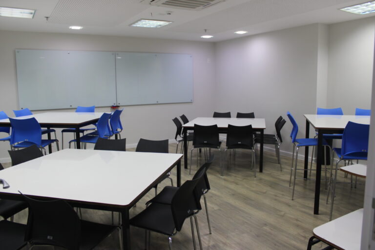 Cursos de Férias Gratuitos em Feira de Santana: Oportunidade de Capacitação