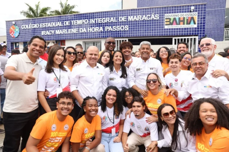 Governo da Bahia Comemora Entrega da 100ª Escola Estadual de Novo Padrão