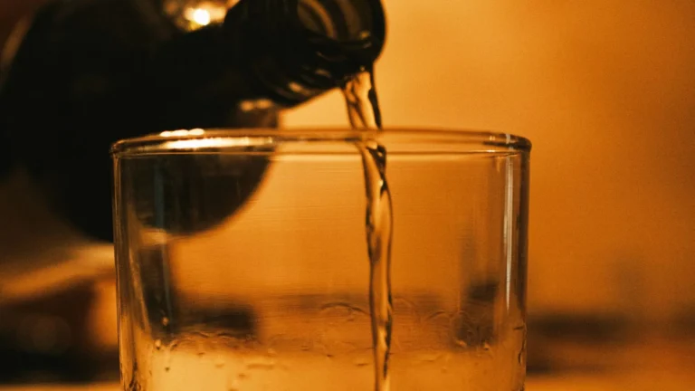 Intoxicação por Metanol na Bahia: Nova Vítima Confirma Perigo das Bebidas Contaminadas