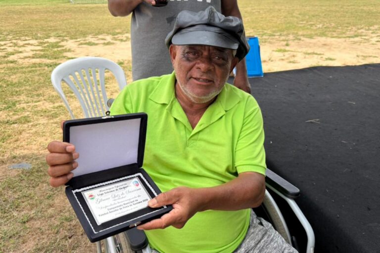 Luto em Feira de Santana: Morre o Ex-Jogador Gilmar ‘Biribinha’ Luto em Feira de Santana: Morre o Ex-Jogador Gilmar 'Biribinha'