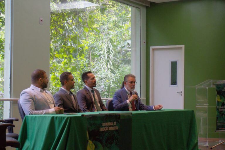 Manaus celebra o Dia Mundial da Educação Ambiental com seminário impactante