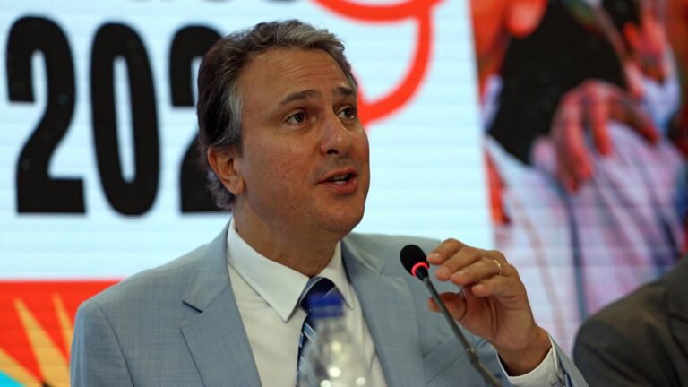 Ministro Camilo Santana Visita Rio Grande para Reforçar Educação Ministro Camilo Santana Visita Rio Grande para Reforçar Educação