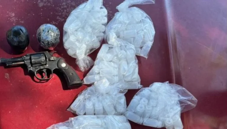 PM Detém Integrantes de Torcida Organizada e Apreende Armas e Explosivos em São Marcos