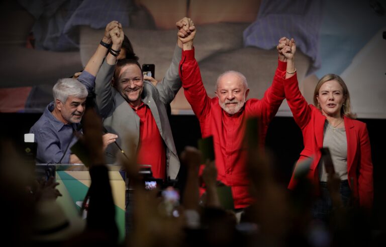 PT Processa Políticos Após Prisão de Maduro: Uma Reação ao Narcotráfico?