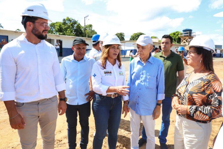 Roberta Santana Inspeciona Obras do Hospital e Maternidade Regional Costa do Dendê em Valença Roberta Santana Inspeciona Obras do Hospital e Maternidade Regional Costa do Dendê em Valença