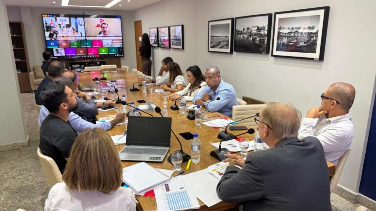 São João: Prefeitos da Bahia Defendem Controle de Gastos com Bandas nas Festas Juninas