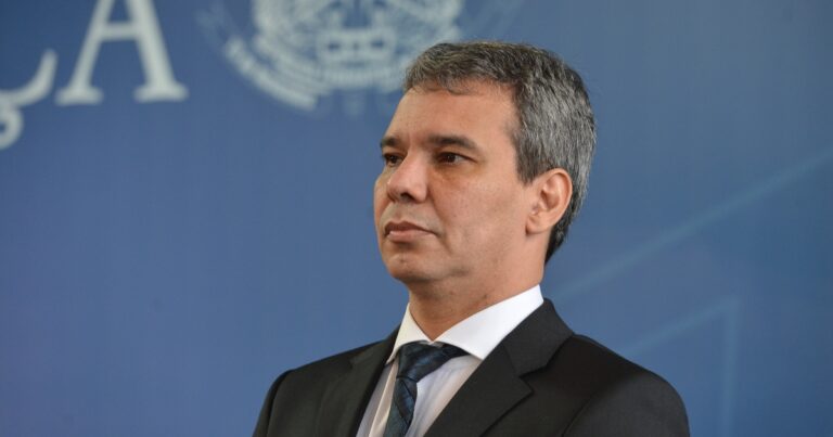 Wellington Lima e Silva: Nome em Destaque para o Ministério da Justiça Wellington Lima e Silva: Nome em Destaque para o Ministério da Justiça