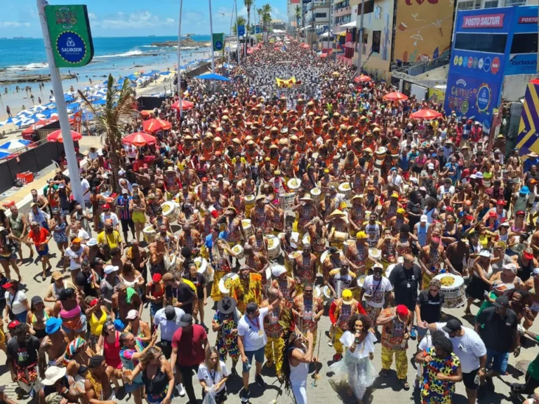 Carnaval de Salvador deve atrair 1,2 milhão de turistas e gerar R$ 2,6 bilhões na economia local