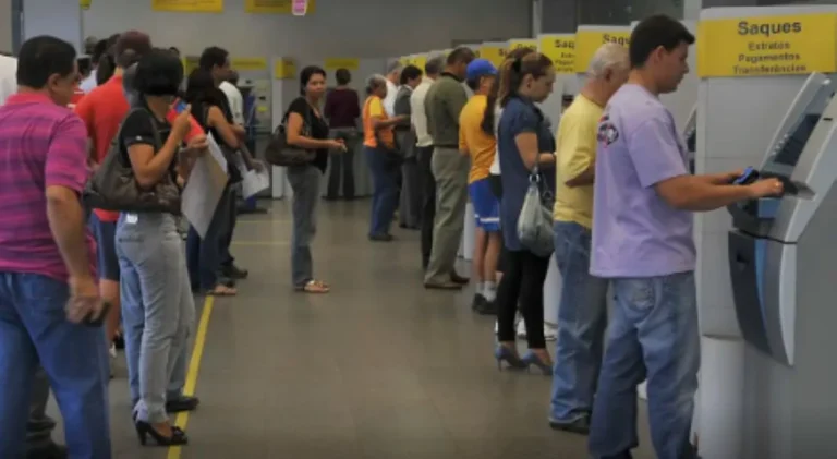 Como Verificar a Saúde Financeira do Seu Banco: Passo a Passo