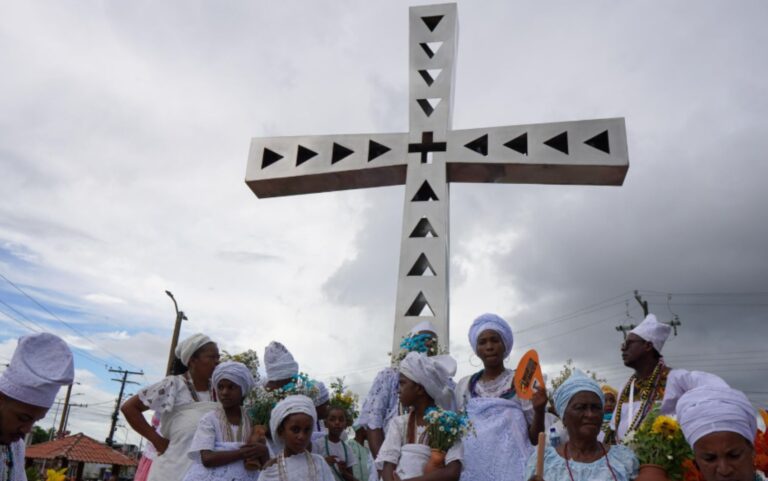 Festa do Cruzeiro: Amélia Rodrigues Comemora 110 Anos com Música e Cultura