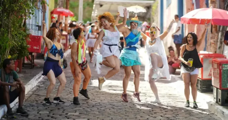 Furdunço em Salvador: Pré-Carnaval Animado e Atrações Musicais