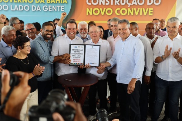 Governo da Bahia e União Lançam Centro Convive em Feira de Santana com Investimentos de R$ 18 Milhões Governo da Bahia e União Lançam Centro Convive em Feira de Santana com Investimentos de R$ 18 Milhõe