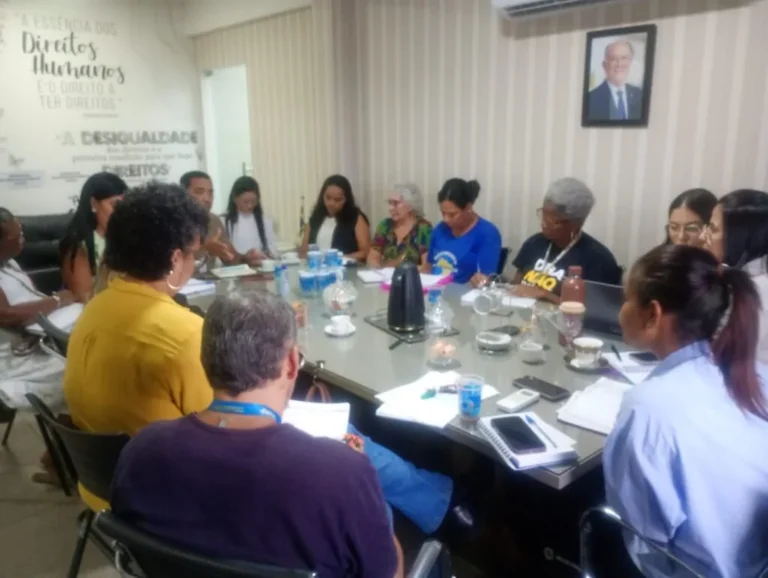 Governo da Bahia Intensifica Ações para Garantir Direitos dos Indígenas Warao em Feira de Santana Governo da Bahia Intensifica Ações para Garantir Direitos dos Indígenas Warao em Feira de Santana