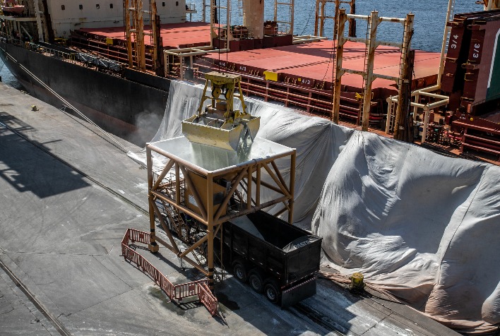 Importação de Fertilizantes no Brasil Alcança 4,85 Milhões de Toneladas em Fevereiro Importação de Fertilizantes no Brasil Alcança 4,85 Milhões de Toneladas em Fevereiro