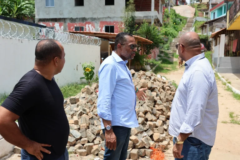 Márcio Marinho Intensifica Presença em Municípios da Bahia - Compromisso com a População