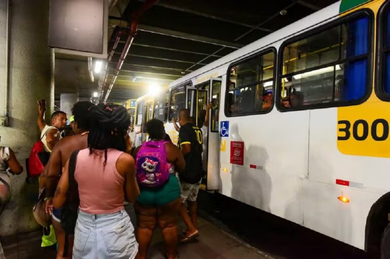 Mudanças nas Linhas de Ônibus na Lapa: Retorno ao Subsolo