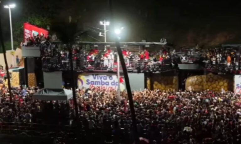 Trio de Xanddy Enfrenta Apagão em Festa Pré-Carnaval: Momento Marcante