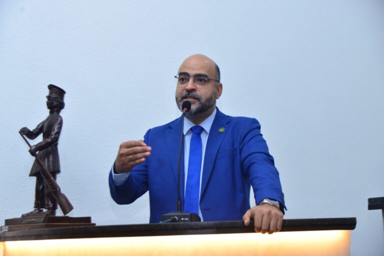 Vereador Critica Repasse de Verbas para Feira de Santana e Defende Fortalecimento dos Municípios