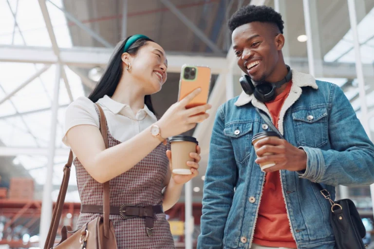 Anunciantes Unem Cultura e Tecnologia para Relevância Estratégica