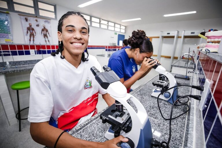 Bahia se Destaca como Quarto Estado com Mais Estudantes em Tempo Integral no Brasil Bahia se Destaca como Quarto Estado com Mais Estudantes em Tempo Integral no Brasil