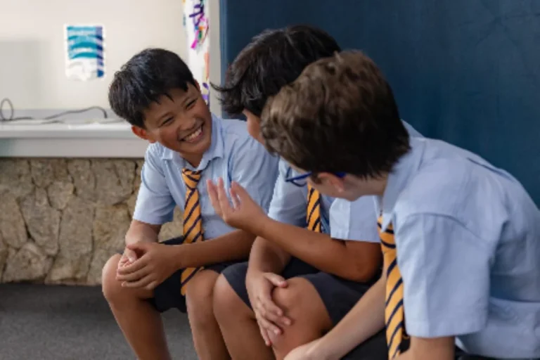 Dia da Escola: O Papel Fundamental das Instituições na Formação Cidadã de Jovens