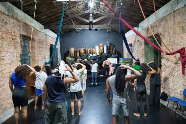 Escola Livre de Teatro: Inscrições Abertas para Curso de Formação e Montagem Cênica Escola Livre de Teatro: Inscrições Abertas para Curso de Formação e Montagem Cênica