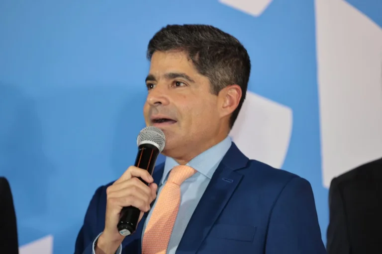 Feira de Santana: Aposta de ACM Neto para o Lançamento de Sua Candidatura