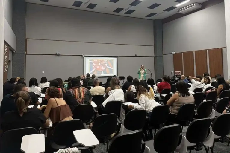 Formação Sobre PDDE em Feira de Santana: Fortalecendo a Gestão Escolar na Bahia Formação Sobre PDDE em Feira de Santana: Fortalecendo a Gestão Escolar na Bahia