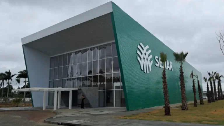 I Encontro de Cooperativismo e Empreendedorismo em Feira de Santana: Um Marco para a Economia Solidária I Encontro de Cooperativismo e Empreendedorismo em Feira de Santana: Um Marco para a Economia Solidá