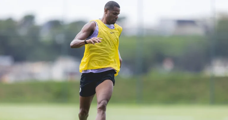 Júnior Santos: O Custo Alto de um Atacante Fracassado no Atlético