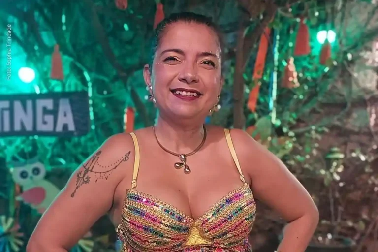 Kareen Mendes Lança Ensaios de Verão com “Samba de Elvira” em Feira de Santana Kareen Mendes Lança Ensaios de Verão com “Samba de Elvira” em Feira de Santana