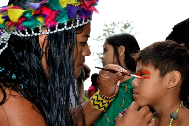 MEC Destina R$ 785 Milhões para Criar 117 Escolas Indígenas em 17 Estados MEC Destina R$ 785 Milhões para Criar 117 Escolas Indígenas em 17 Estados