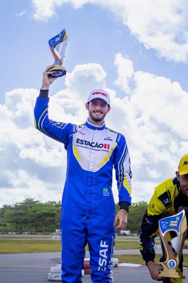 Thiago Rios, Bicampeão Baiano de Kart, Estreia na Copa Hyundai HB20 e Busca Vaga na Stock Car Thiago Rios, Bicampeão Baiano de Kart, Estreia na Copa Hyundai HB20 e Busca Vaga na Stock Car