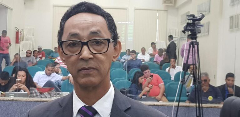 Apoio de Edvaldo Lima a Roberta Roma: Uma Aliança Estratégica para 2026 Apoio de Edvaldo Lima a Roberta Roma: Uma Aliança Estratégica para 2026