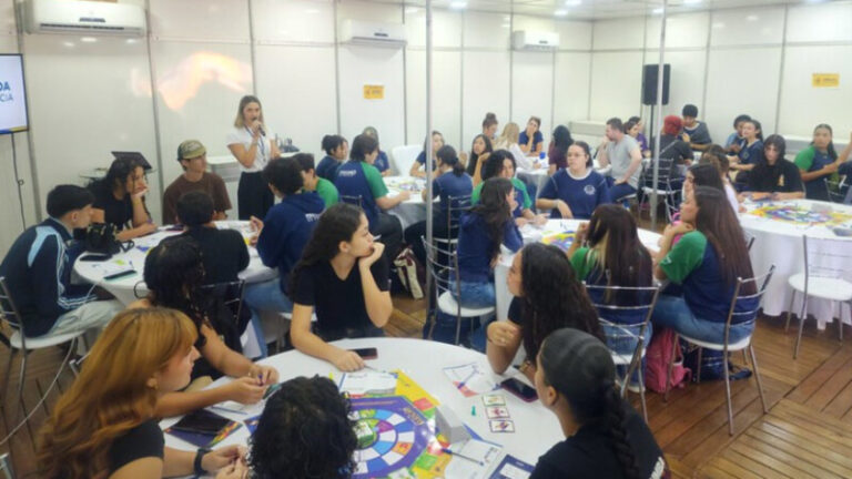 Assembleia Itinerante Encerra Agenda na ExpoLondrina 2026 Focando em Educação Política