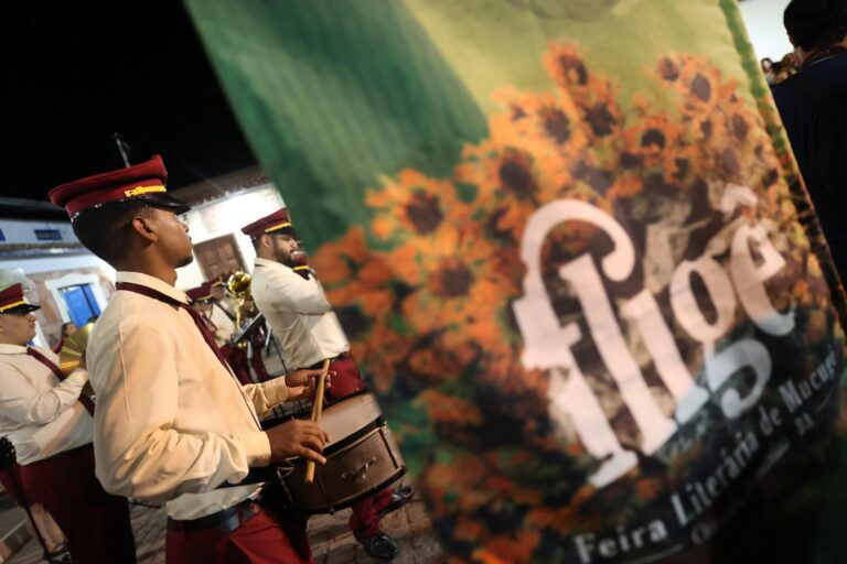 Bahia Investe em Leitura: Campanha Publicitária Destaca Incentivos à Cultura