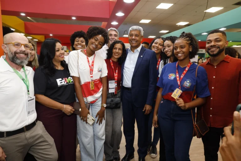 Bienal do Livro Bahia 2026: A Celebração da Literatura Começou! Bienal do Livro Bahia 2026: A Celebração da Literatura Começou!