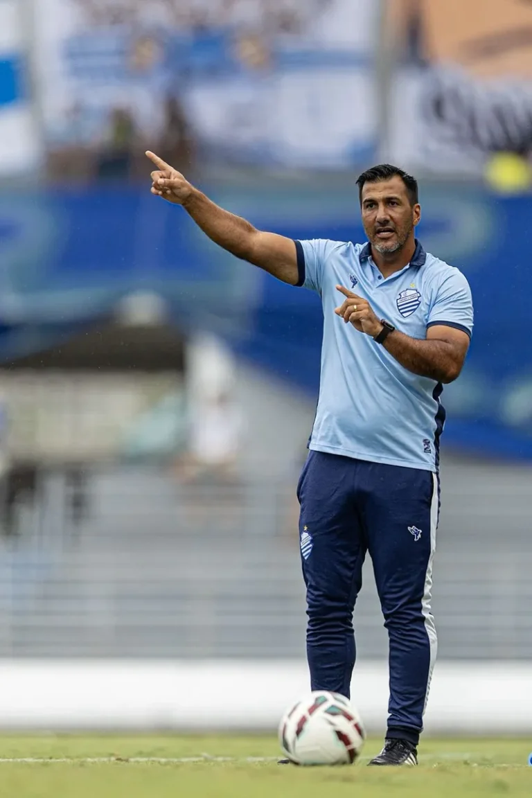 CSA se Prepara para Desafio em Gramado Sintético na Série D