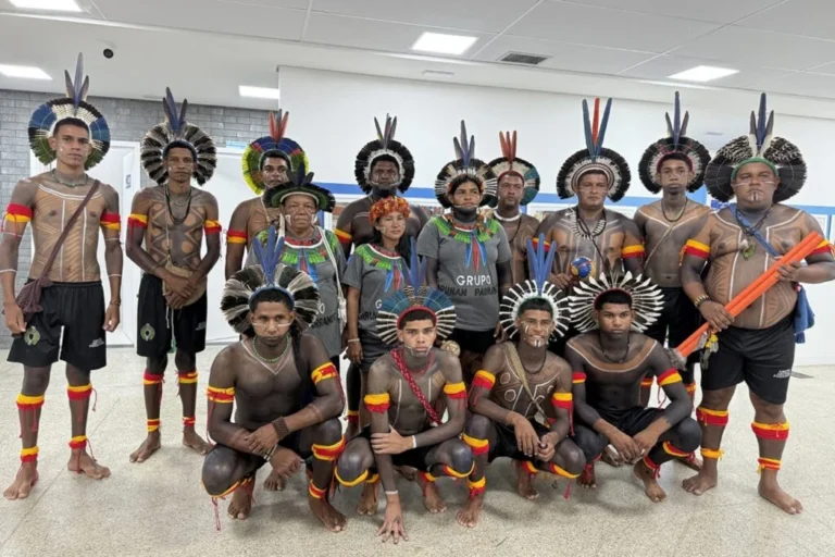 Cultura Indígena em Destaque: Mês dos Povos Indígenas Começa com Exposição em Feira de Santana