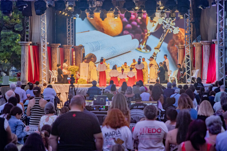 Emoção e Fé Marcam a Última Apresentação do Auto da Paixão de Cristo em Macaé
