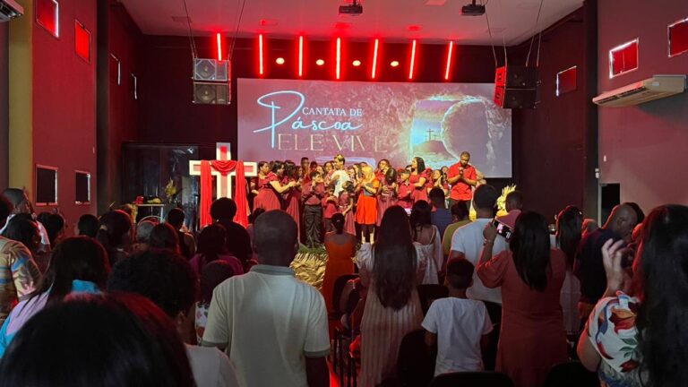 Entenda o Verdadeiro Sentido da Páscoa: Reflexões da Pastora Dulce Ciarelli Entenda o Verdadeiro Sentido da Páscoa: Reflexões da Pastora Dulce Ciarelli