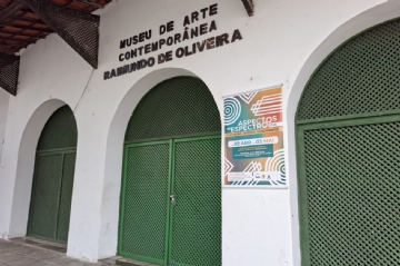 Exposição ‘Aspectos do Espectro’: Arte e Inclusão Sobre o Autismo em Feira de Santana Exposição 'Aspectos do Espectro': Arte e Inclusão Sobre o Autismo em Feira de Santana