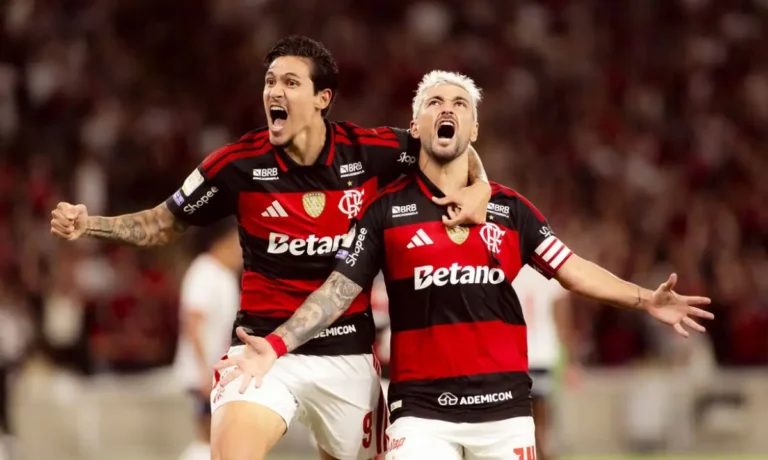 Flamengo Garante Vitória Sobre o Vitória e Aumenta Vantagem na Copa do Brasil