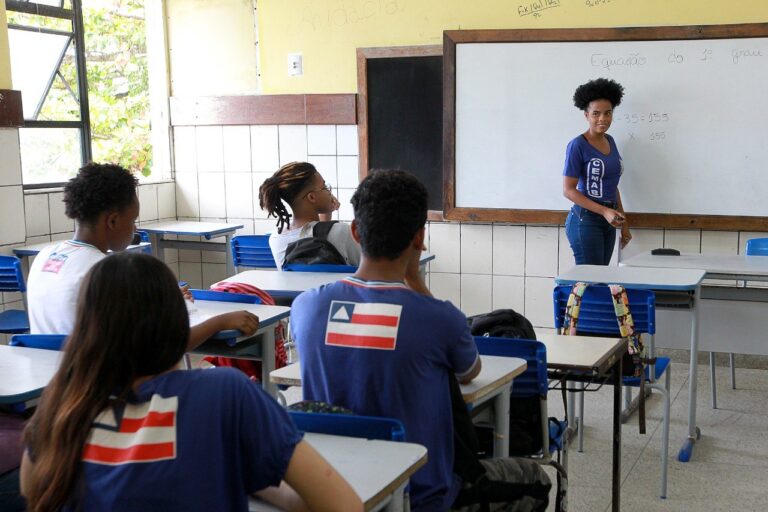 Governo da Bahia Abre 46 Mil Vagas para Monitoria no Programa Mais Estudo